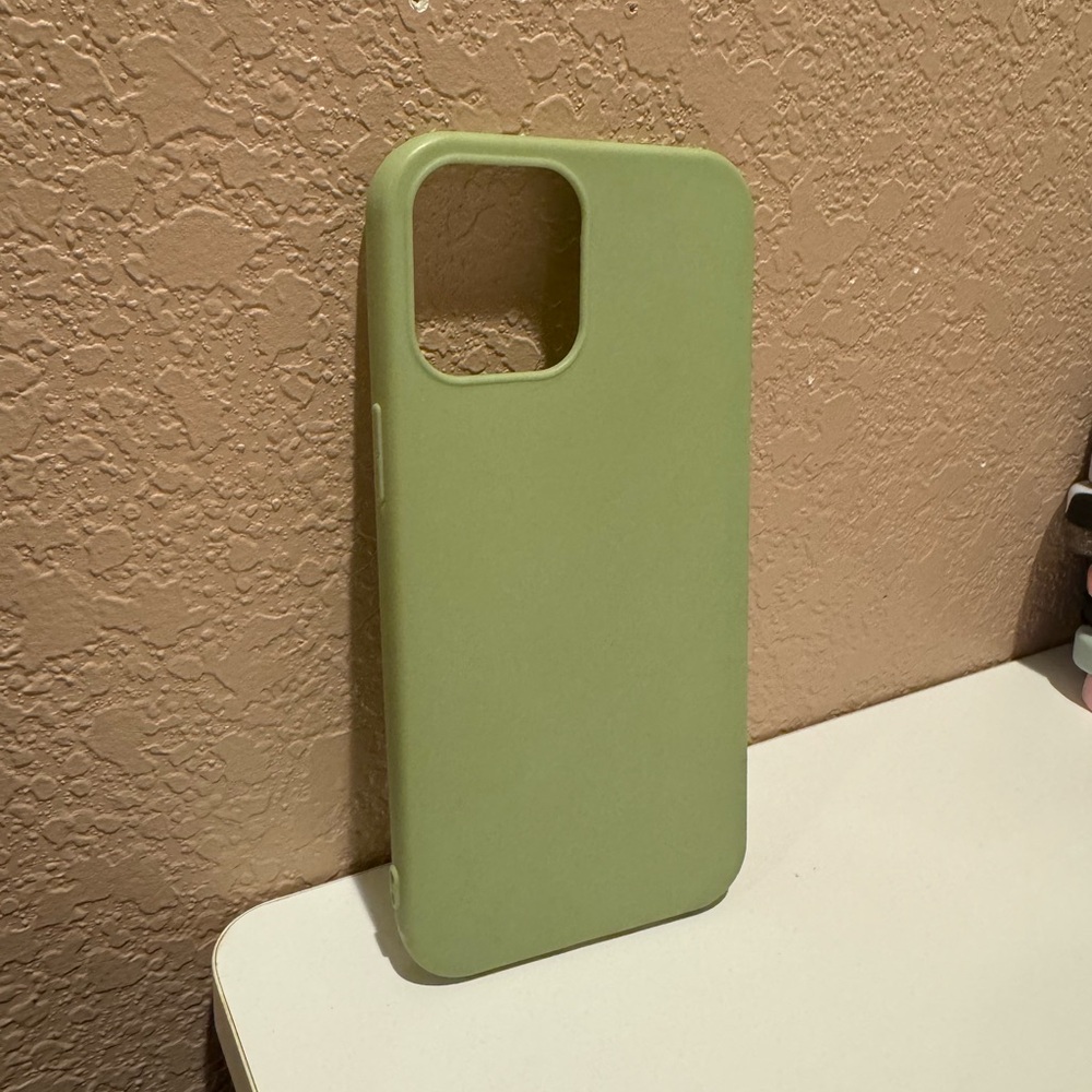 Sleek Green Phone Case